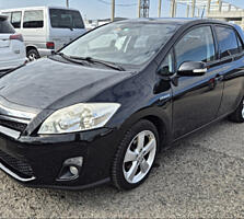 Продам Тойота Аурис, гибрид, в максимальной комплектации