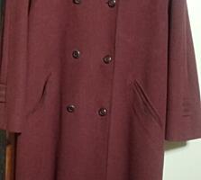 Новое женское пальто двубортное 50/52р-р.