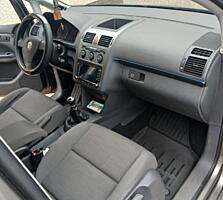 Продам Фольксваген Тоуран