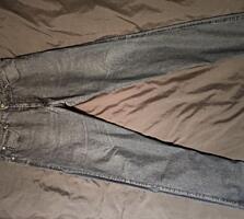 Продам джинсы.