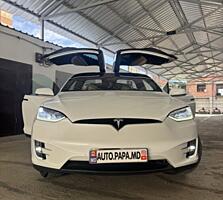 Tesla Model X P90D Performance Signature