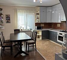 Предлагается к продаже современное двухэтажное здание общей площадью .