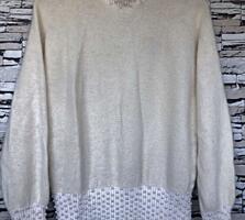 Новый пушистый белый свитер