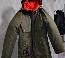 Вещи новые. Безрукавка новая, леггинсы, майка, шорты. Новые.