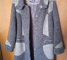 Продам женское пальто