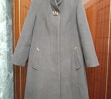 Продам тёплое пальто р-р 48-50