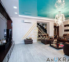 Продам двухуровневый пентхаус в новом доме на Палубной