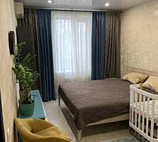 Продам 2х комнатную квартиру ,рядом привоз, парк.