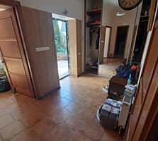 Продаётся двухэтажный кирпичный дом в Одессе, Киевский район, на ...