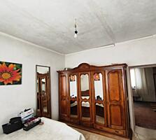 Продам дом в Нерубайске в р-не площади "Катакомбы"