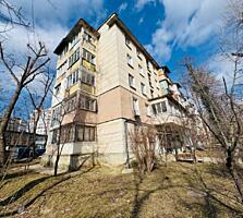 Parc Avgan! Sec. Riscani, str. Alecu Russo. 2 camere + living. Euro!