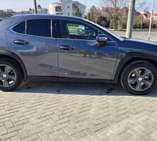 LEXUS UX 2.0 hybrid