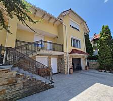 Casă superbă în 2 nivele