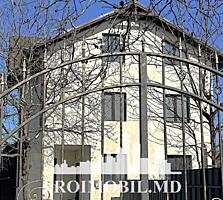 Vă propunem spre vânzare această casă în Codru, str. Prepeliței, cu ..