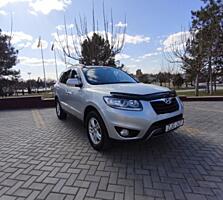 Продам Hyundai Santa Fe 2012