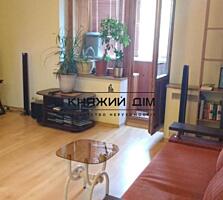 Продается 2-х комнатная квартира на Печерске по ул. Бастионная 1/36, .