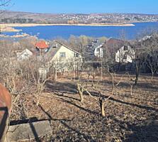 Vă oferim spre vânzare teren, în sectorul de vile, care foarte curând 