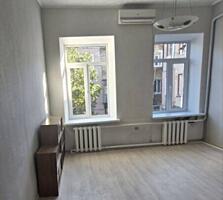 Предлагается к продаже просторная 1-комнатная квартира в центре. ...