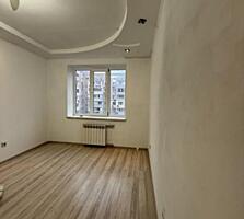 Большая 3-х комн в СВЕЖЕМ КИРПИЧНОМ доме на Вильямса! Вид на море!