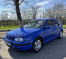 Volkswagen GOLF IV