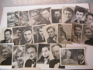 Куплю открытки актеров, поздравительные открытки, плакаты СССР.