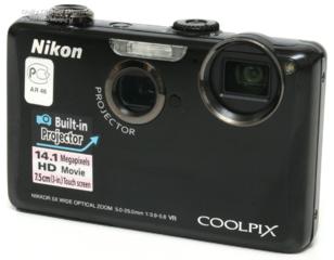 Фотоаппарат Nikon Coolpix S1100 pj с проектором.