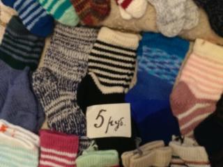 Продаются вязанные носки 2 - 5 рублей новые!!!!!!!!