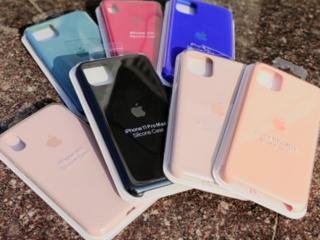 Silicone Case и Leather Case на iPhone