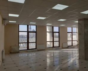 Аренда, Одесса новый офис 200 м свободная планир, ул Бунина. Терраса.