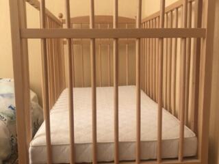 Кроватка детская с матрасом