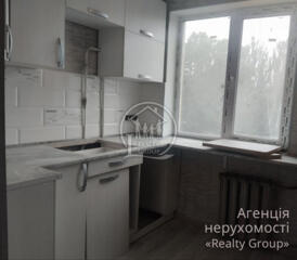 Оренда двокімнатної квартири в Покровському районі по вулиці Карбишева