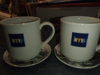 Чашки с блюдцем-40руб. (1)Набор стаканов 6 шт. -100 р.