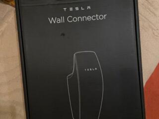 Tesla Wall Connector Type 2