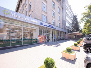Se dă în chirie spațiu comercial, amplasat în sect. Centru, pe str. ..