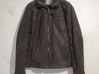 Продам: Куртки.