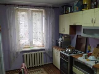 3-КОМ Кировский 2/5, общая площадь 78кв. м, ремонт, стеклопакеты