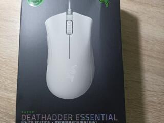 Продам новую мышь Razer DeathAdder Essential (белая)