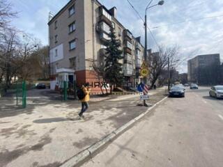 Царський будинок, товсті цегляні стіни 2-поверх, можливість 2 ...