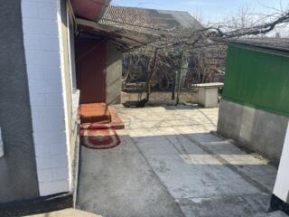 Se vinde casa în m. Bălţi, la doua staţii de centru, 61000 Euro