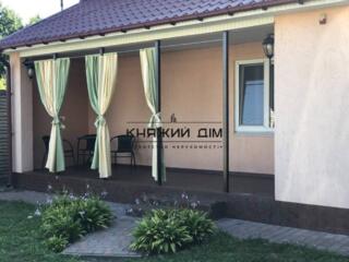 Продаж 2 поверхового будинку на 10 сотках у мальовничому місці, що ...