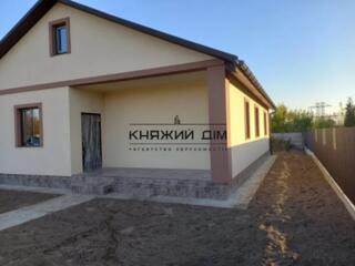 Продаж сучасного будинку в м. Гостомель, вул. Сонячна. Площа будинку .