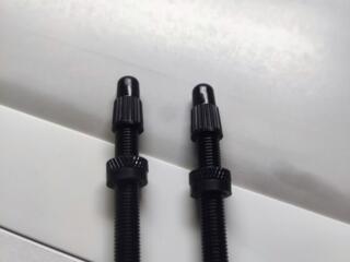 Комплект бескамерных клапанов 44 мм