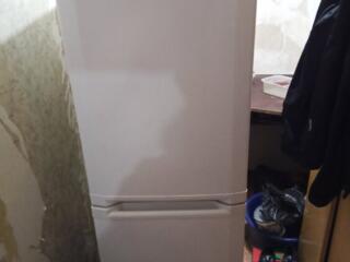 Продам Холодильник в хорошем состоянии 3000р.