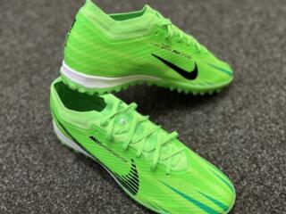 Сороконожки Nike