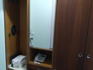 Продам прихожую б/у