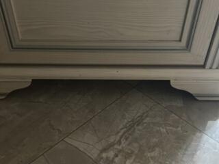 Зеркало и тумба для обуви