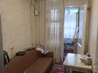 Продам 1 комнатную квартиру в хорошем районе у парка и озера