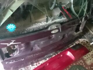 Задняя крышка форд Галакси со стеклом