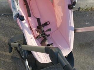 Продам прогулочную коляску Stokke scoot v2