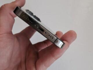 Продаю iPhone 13 Pro